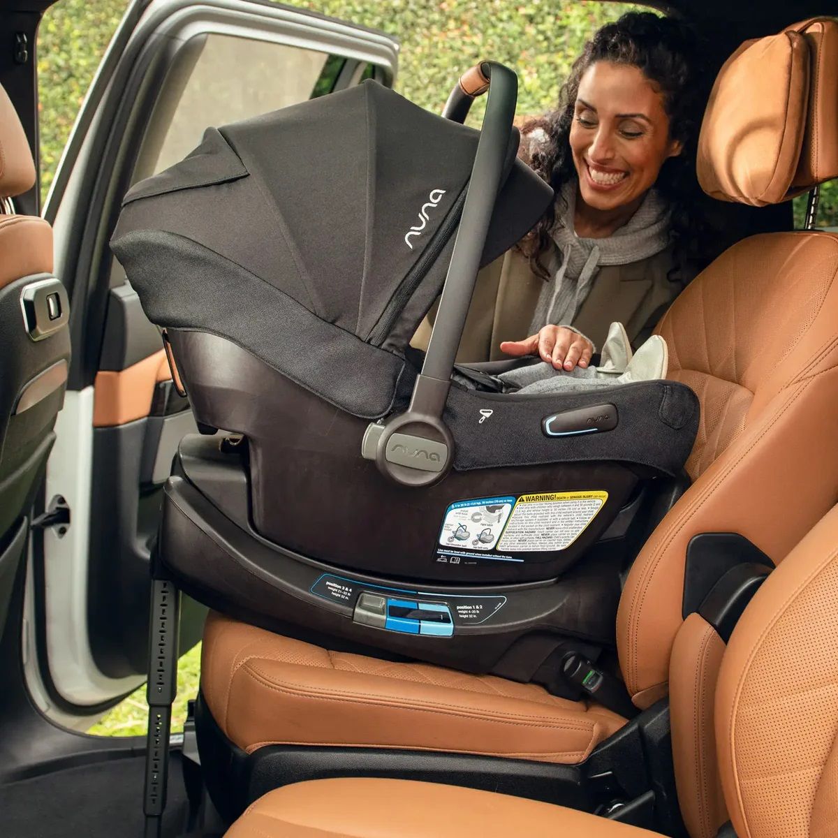 Versatrax Cochecito Reversible Todo Terreno + Huevito Nuna Pipa con Base Isofix/Cinturon