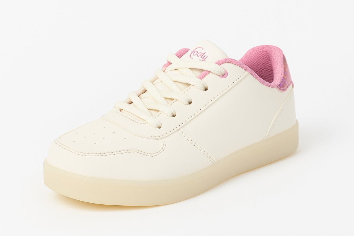 Zapatilla  Cuerina Con Cordon