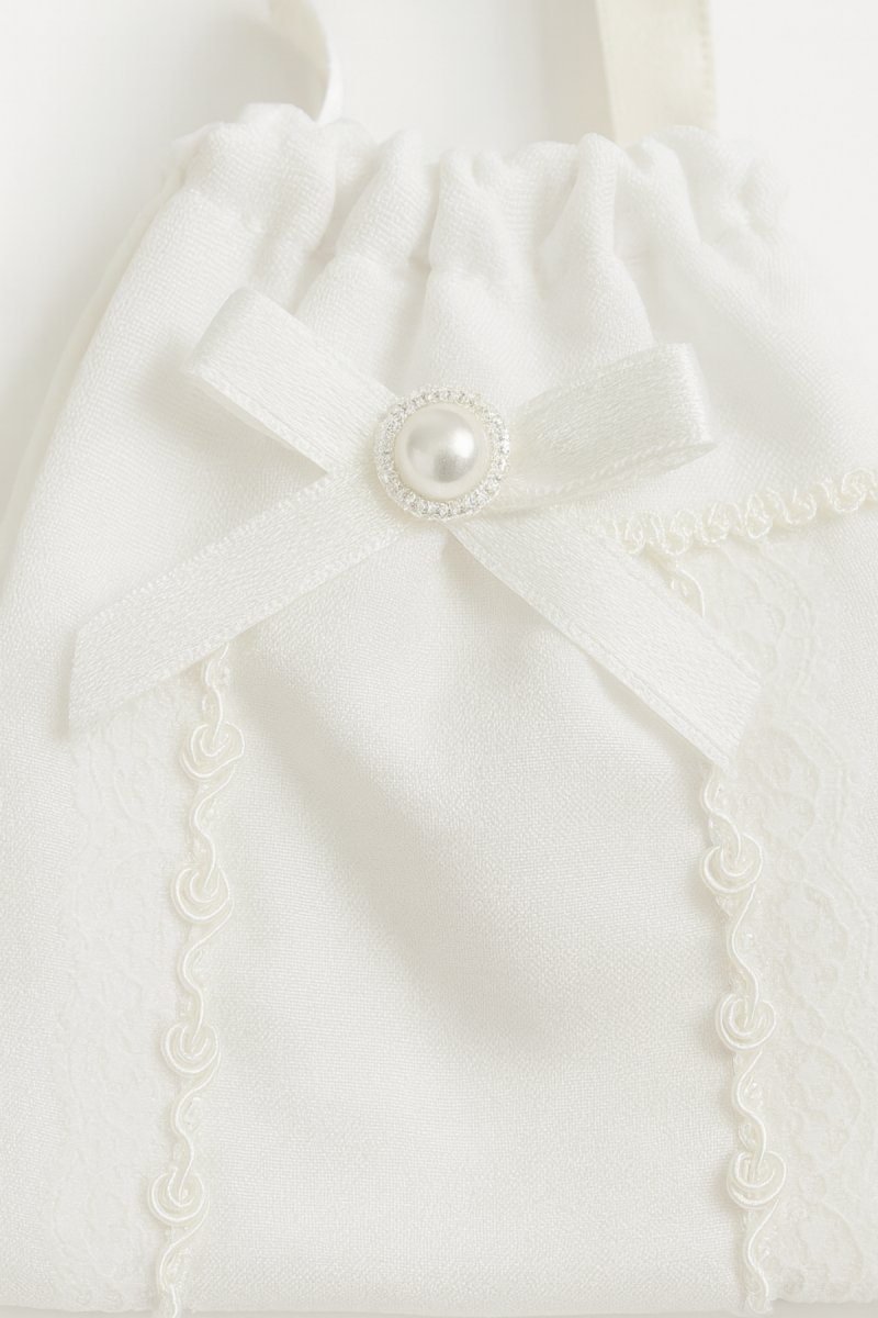 Limosnera Bolsita Con Pasamaneria y Puntilla