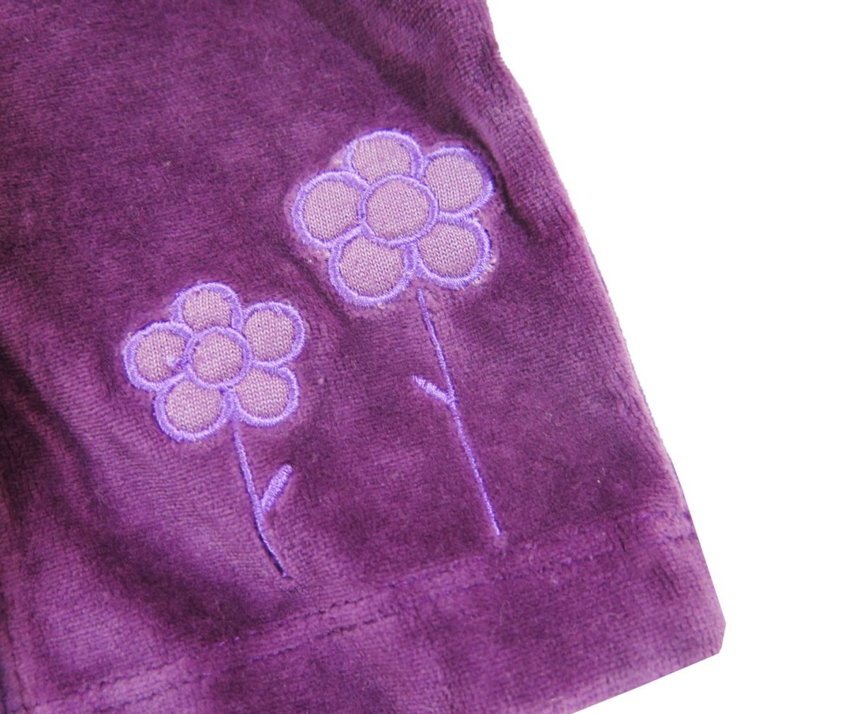 Campera de Plush con Capucha y Broches