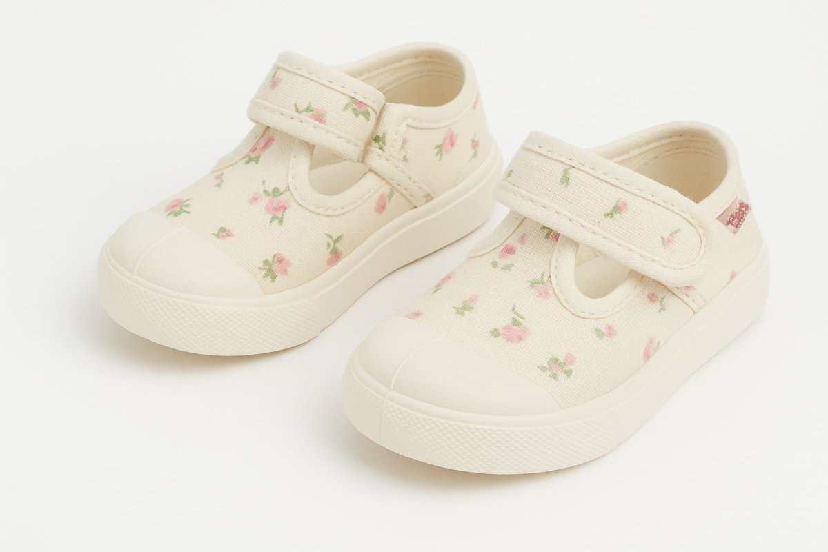 Guillermina de Lona Estampado Flores con Velcro