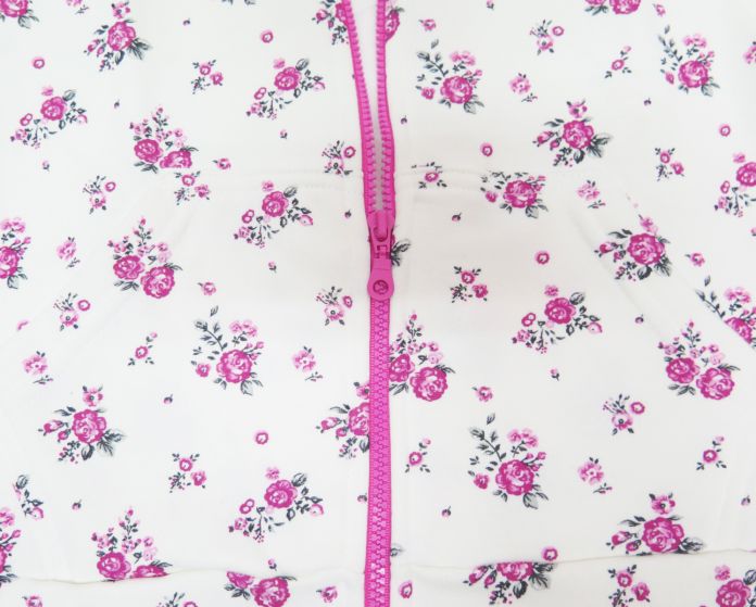 Campera Nena de Algodon Frizado con Capucha Estampado Floreado