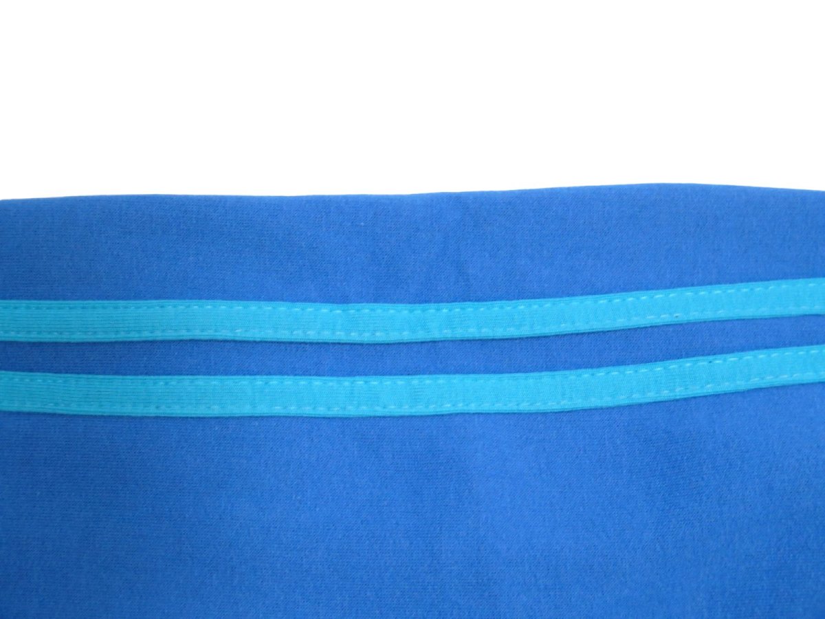 Buzo Frizado con Capucha Canguro