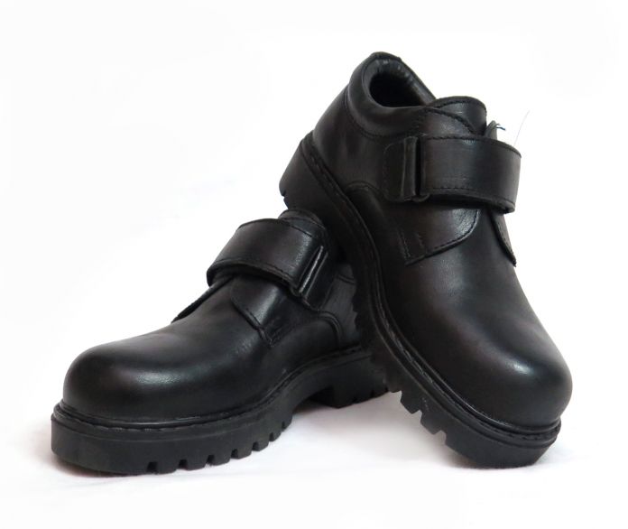 Zapato Colegial Mango Con Velcro OUTLET