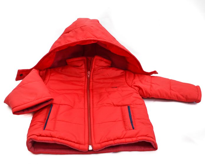 Campera con Wata y Capucha Forrada en Polar