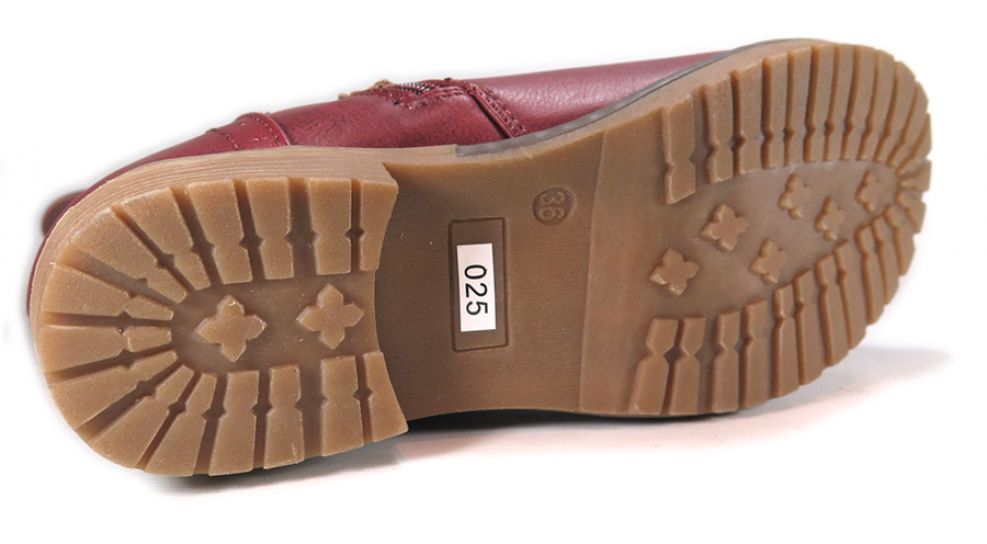 Bota de Cuerina Tejana Con Tachas