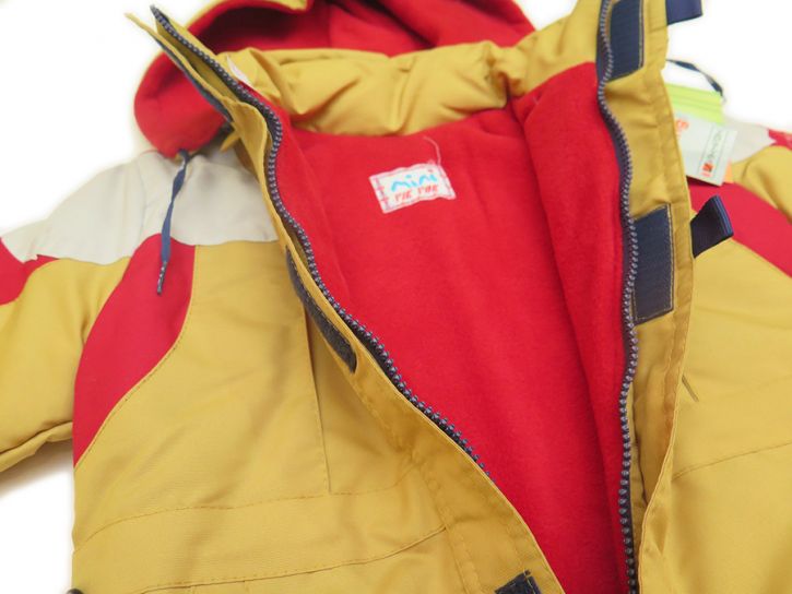 Campera con Capucha Desmontable - Interior en Polar