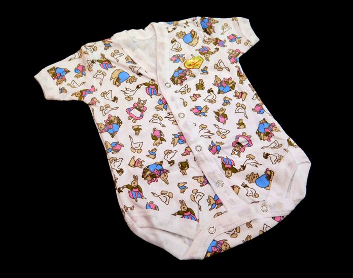 Body Estampado Mangas Cortas con Broches - Interlock