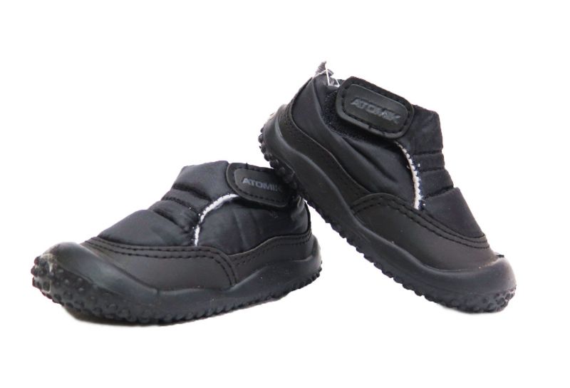 Zapatilla Con Dos  Velcros Tipo Sky