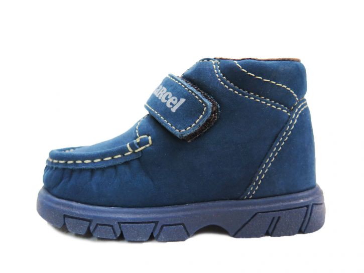 Bota de Nobuk Con Velcro y Costura