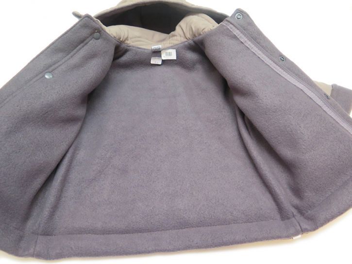 Campera de Microfibra Bordada con Aplique de Bomberos con Camion en la Espalda