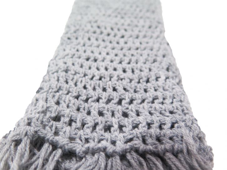 Bufanda Tejida con Flecos y Calada