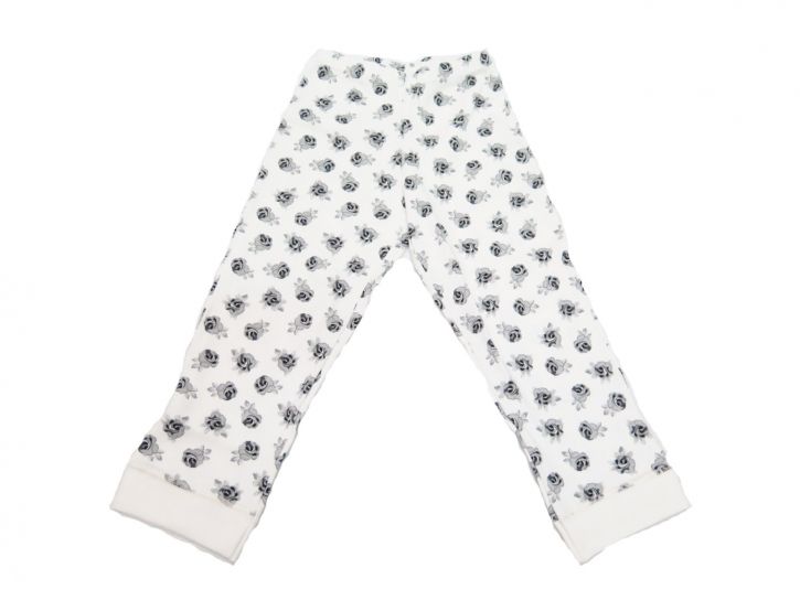 Pijama Invierno Remera Manga Larga Bordado Corazon con Flores y Pantalon