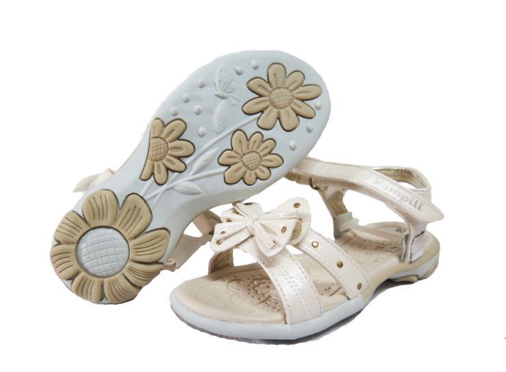 Sandalia con Moño y Tachas