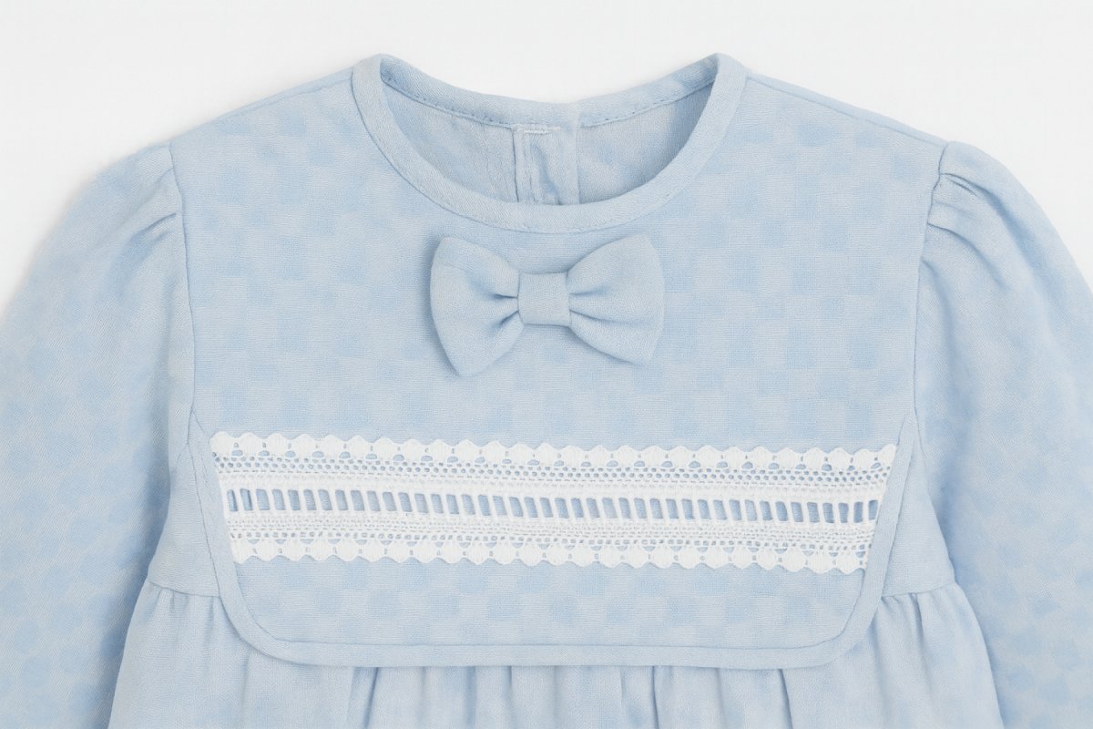 Enteritos Babucha cuello con puntilla y moño manga larga