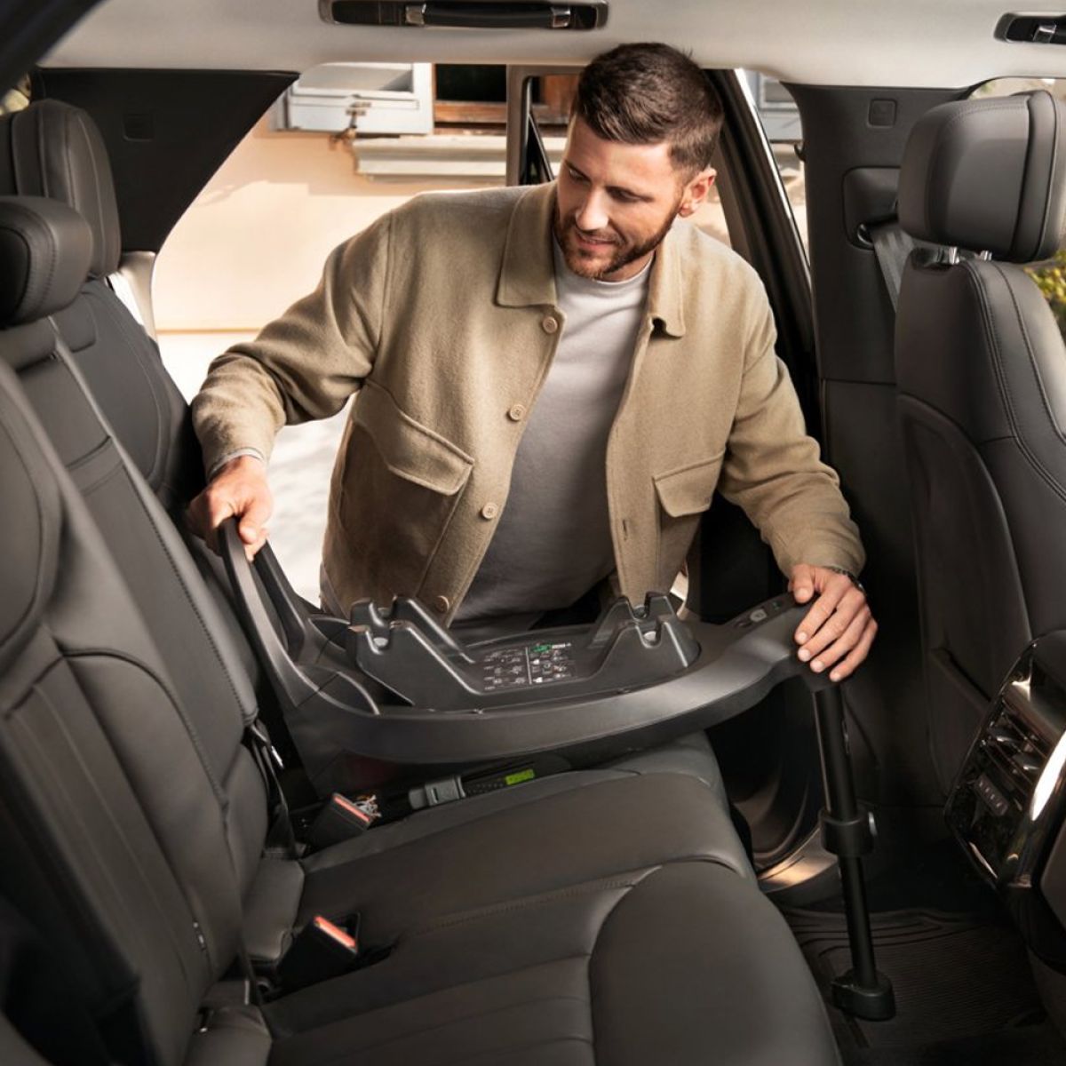 Cochecito Ultracompacto Goody Plus + Huevito Butaquita Kory + Base giratoria Full 360 I-size Isofix