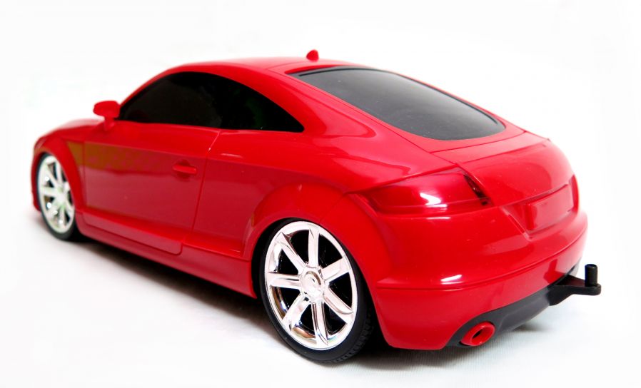Auto MX-T Concept tipo audi grande en caja con visor