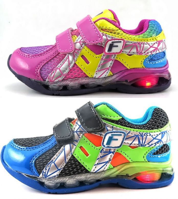 zapatilla de colores con velcro con luz