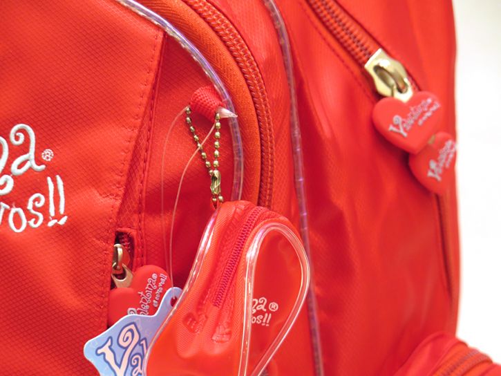 Mochila Espalda Lisa con Bordado Valentina