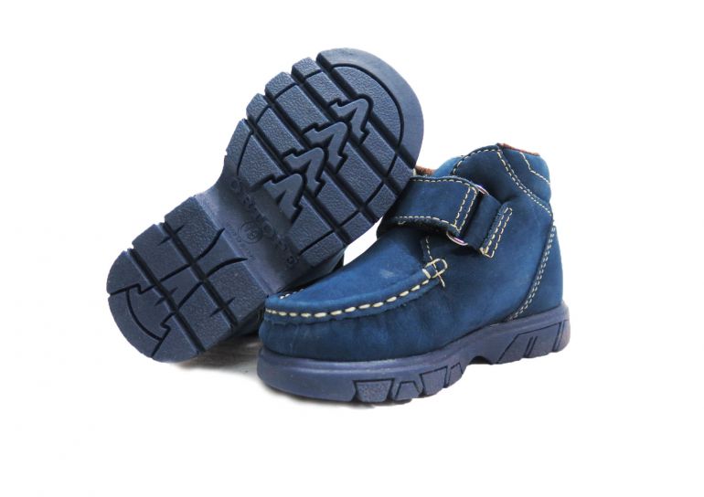 Bota de Nobuk Con Velcro y Costura