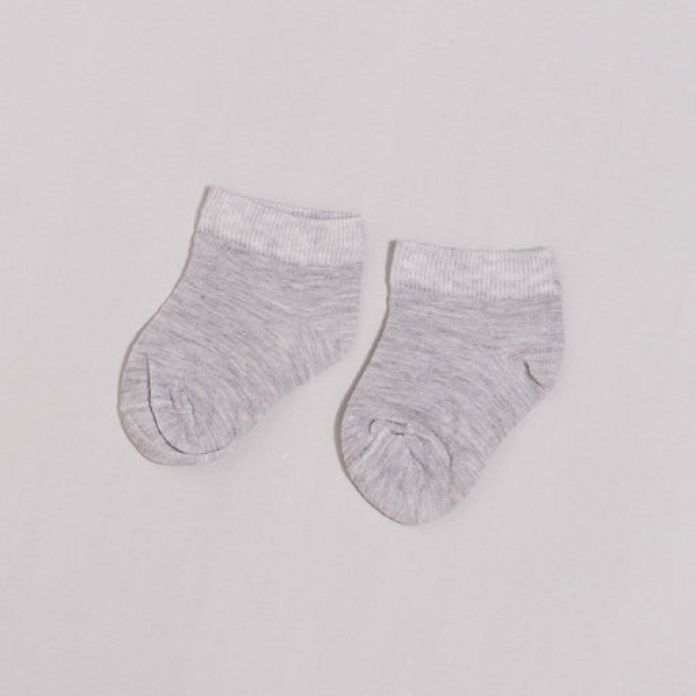 SOQUETE CAÑA SUPER CORTA DE ALGODÓN ELASTIZADO PARA BEBES Y NIÑOS.