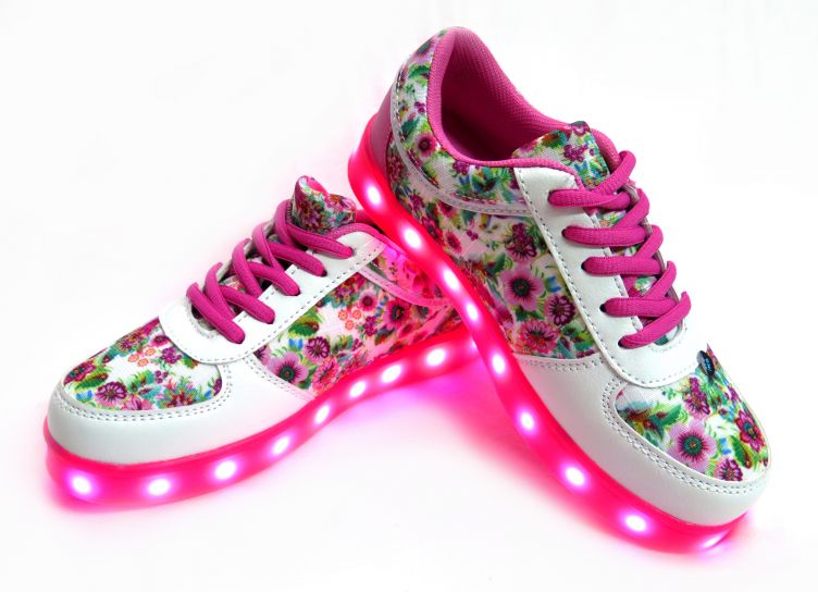 Zapatilla Con Luz Led Estampado Flores