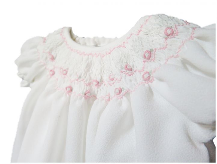 Vestido Crepp con Punto Smock Manga Corta