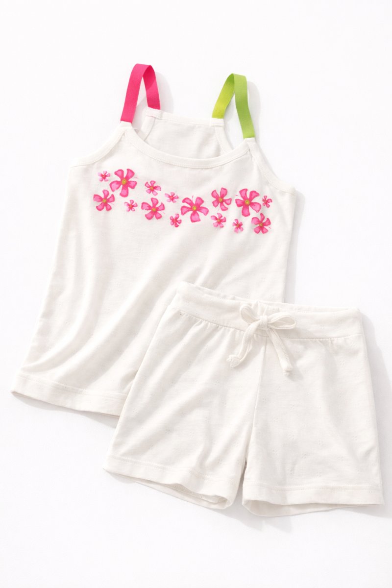 Pijama Verano Remera Bretel y Short Estampado Flor Fluo