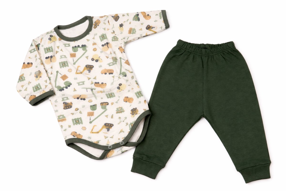 Conjunto Medio Osito Sin Pie y Body Manga Larga Estampada Dinodaurios