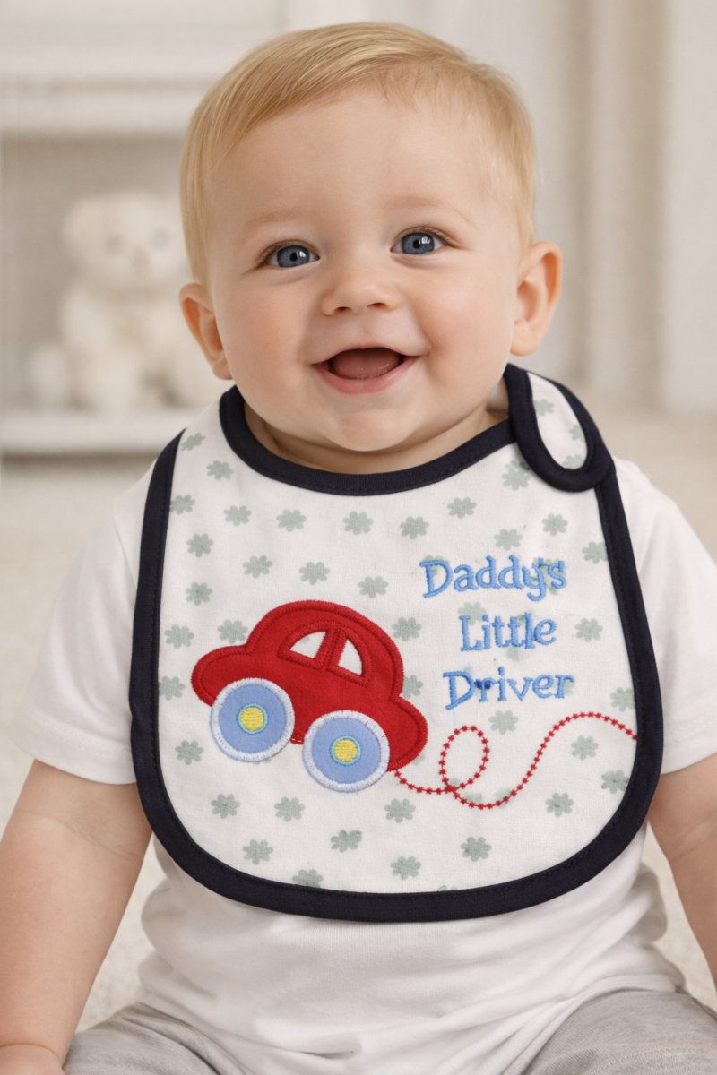 Babero de Algodon Bordados con impermeable entre telas- Diferentes Bordados