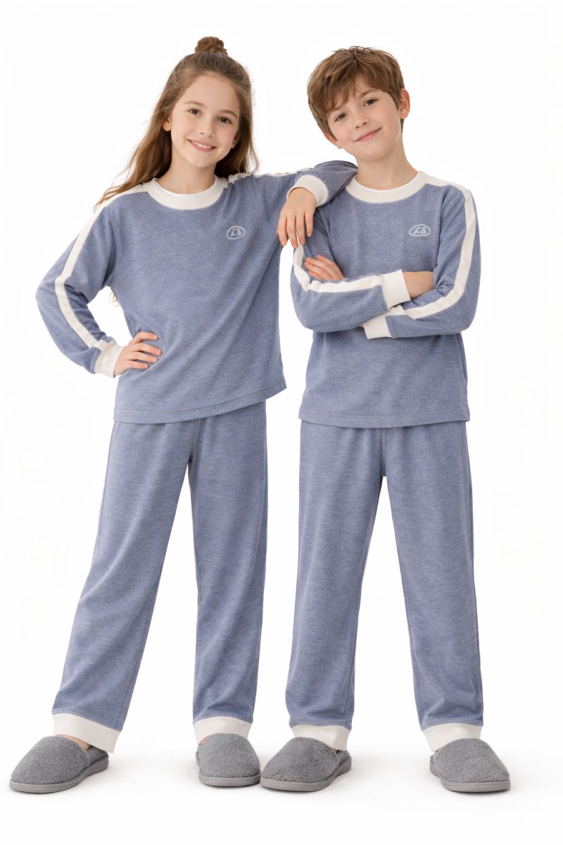 Pijama Invierno Remera Manga Larga Bordado LB y Pantalon