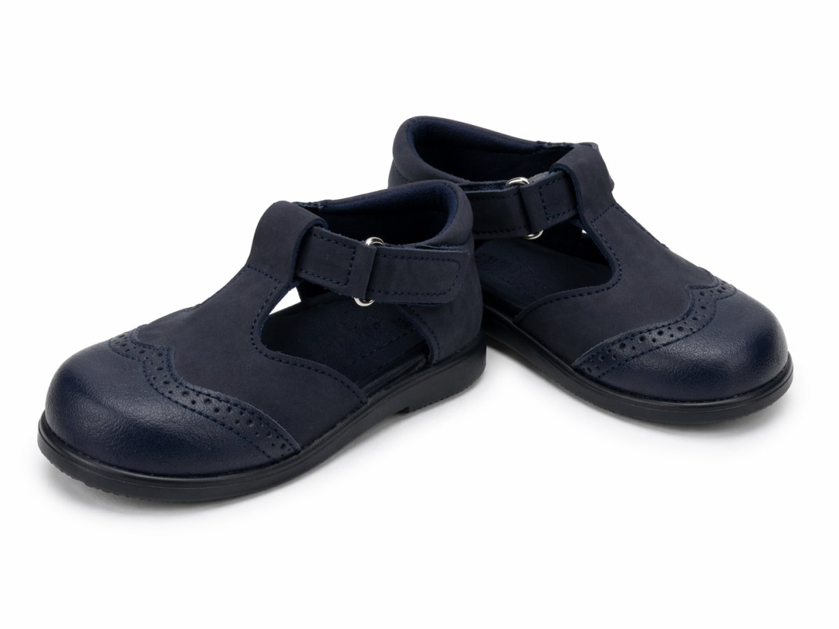 Botanguita Nena Cuero Con Puntera Nobuk