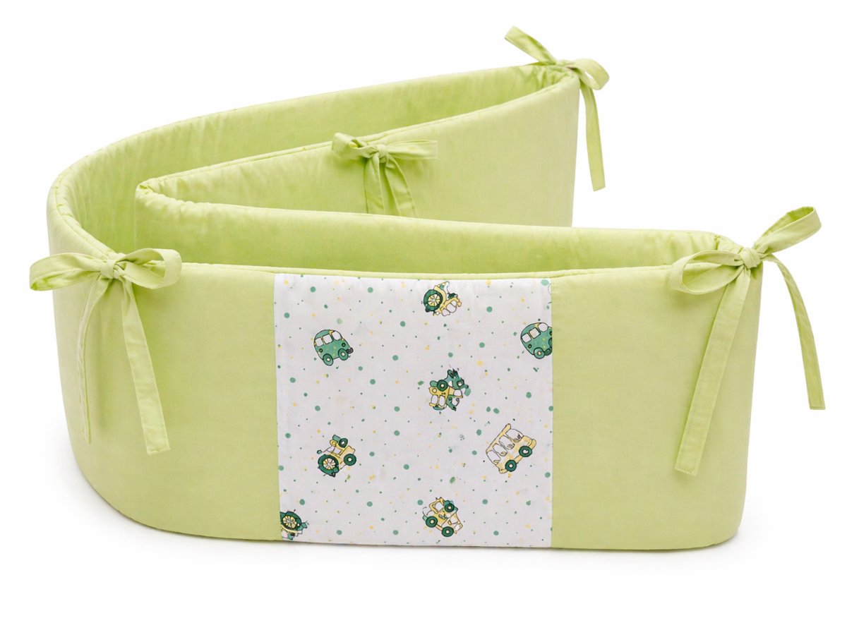 Acolchado Cuna Funcional Chichonera Verde Patchwork Autos Rayado