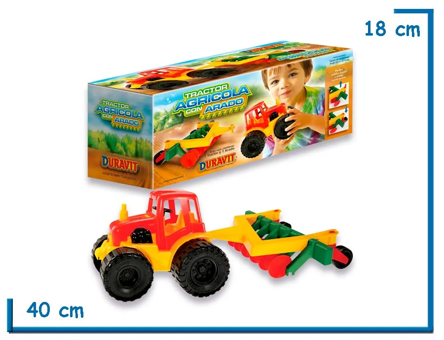 TRACTOR AGRICOLA CON ARADO
